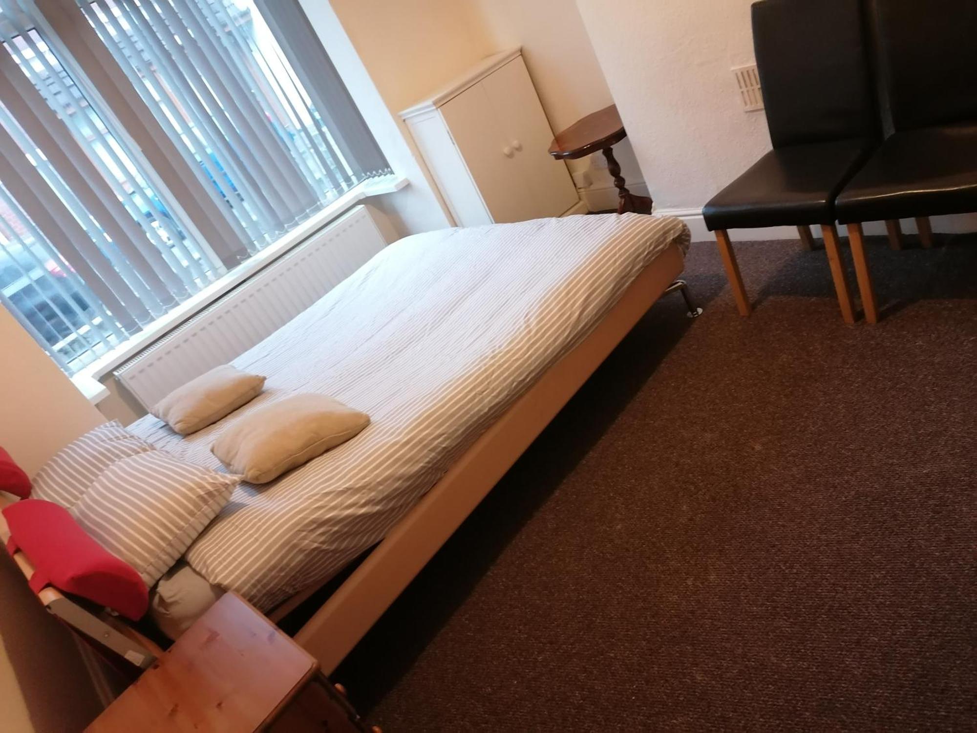 Hygis Home Of Relaxations Stoke-on-Trent ภายนอก รูปภาพ