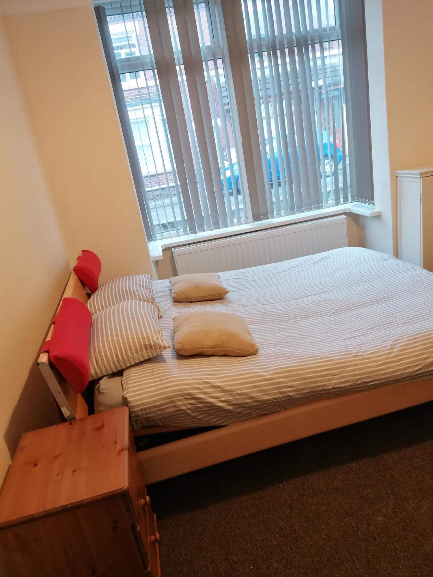 Hygis Home Of Relaxations Stoke-on-Trent ภายนอก รูปภาพ
