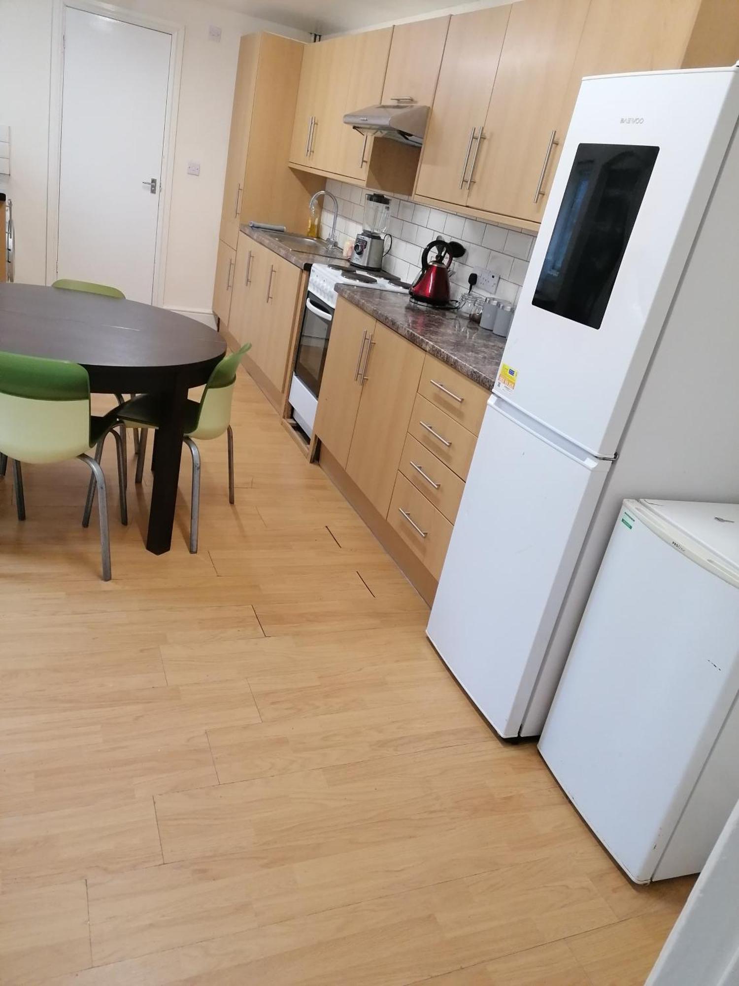 Hygis Home Of Relaxations Stoke-on-Trent ภายนอก รูปภาพ